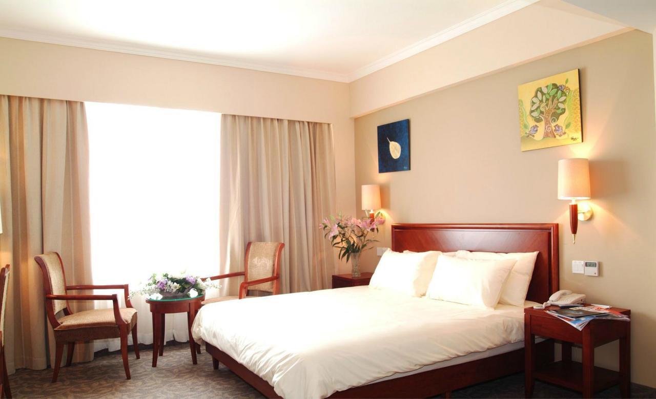 Greentree Inn Beijing Huairou Qingchun Road Express Hotel Dış mekan fotoğraf